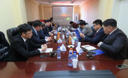 БНХАУ-ын Эрчим Хүчний Газар болон Монгол Улсын Эрчим Хүчний Яам хооронд Хятад – Монголын эрчим хүчний хамтын ажиллагааны төлөвлөгөөг хэрэгжүүлэх санамж бичгийн санал солилцох хурал болж өнгөрлөө